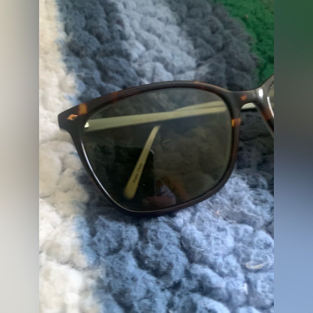 Via Spiga Sunglasses - Picture 3 of 4